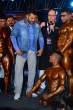 Salman Khan at fitness expo on 10th Jan 2016